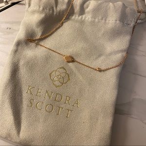Kendra Scott Jewelry - Kendra Scott Rose Gold Laureen Necklace Kendra Scott Jewelry - Kendra Scott Rose Gold Laureen Necklace
